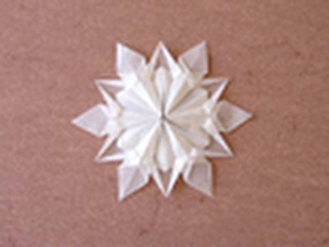 Kağıttan Kar Tanesi Christmas Origami Instructions