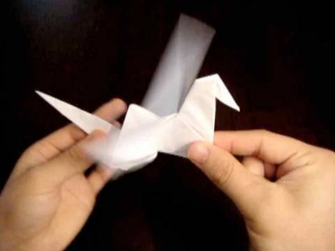 Kağıttan Kanat Çırpan Kuş